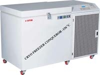 深低溫保存箱（-156℃）