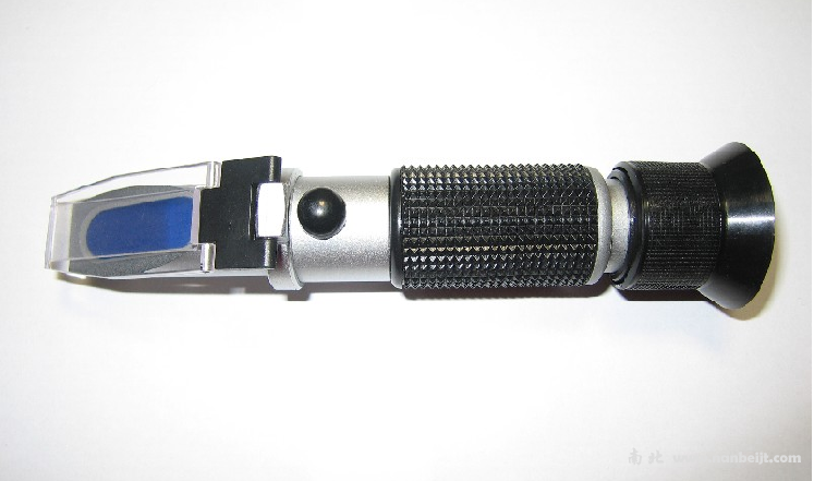 WY090R手持式切削液濃度計