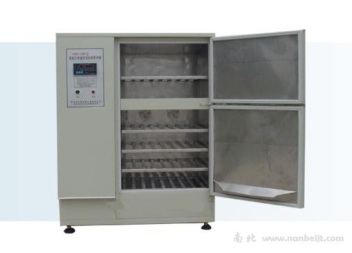 砼恒溫恒濕標(biāo)準(zhǔn)養(yǎng)護(hù)箱