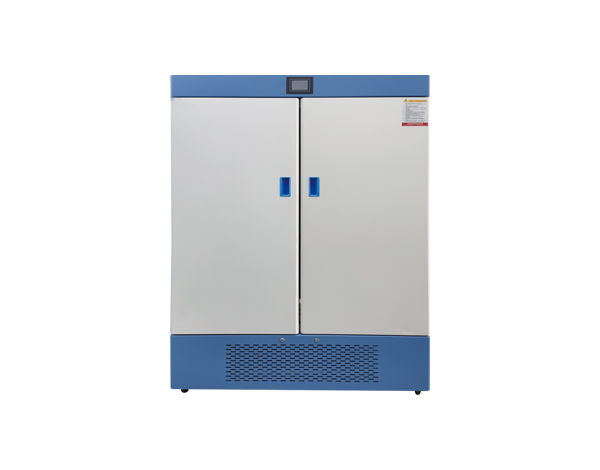 YKRC-1500C智能側光源人工氣候箱