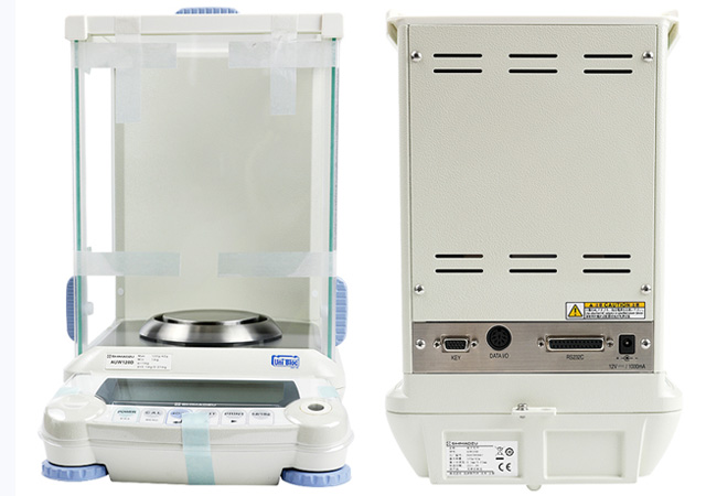AUY220電子分析天平